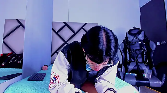 Bennet-Gray online show from February 17, 2026, 5:16 am