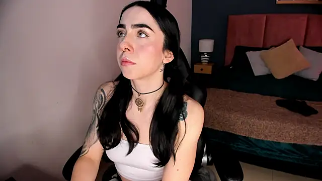 Snapshot of Luna_tagliaferri chatting on May 1, 2026, 1:16 pm Luna tagliaferri online show from May 1, 2026, 1:16 pm
