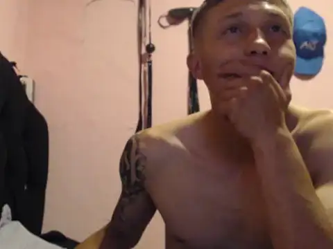 Snapshot of Cronos_Hot_8 chatting on January 31, 2026, 8:51 pm Cronos Hot 8 online show from January 31, 2026, 8:51 pm