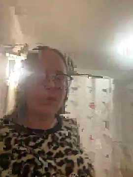 Snapshot of ParejaCanaria12 chatting on February 4, 2026, 10:05 pm ParejaCanaria12 online show from February 4, 2026, 10:05 pm