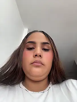 Noa Harper- online show from April 15, 2026, 8:42 pm