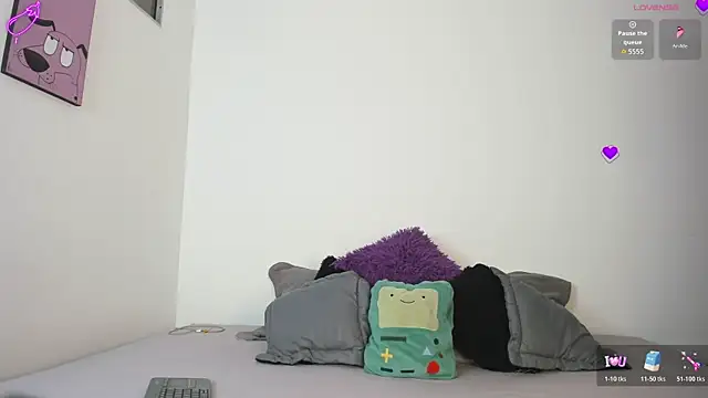 Snapshot of Cherry_violeta chatting on February 19, 2026, 1:52 pm Cherry violeta online show from February 19, 2026, 1:52 pm