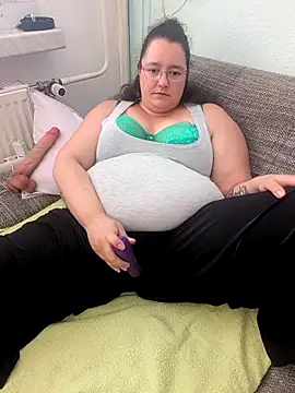 Snapshot of sarah_kommt_ chatting on May 26, 2026, 1:53 pm sarah kommt online show from May 26, 2026, 1:53 pm