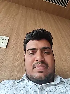 hunterkingshan online show from May 27, 2026, 9:16 am