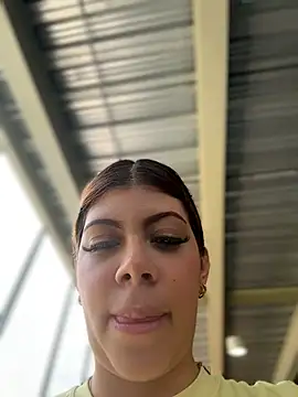 Snapshot of abyyhills chatting on March 2, 2026, 5:20 pm abyyhills online show from March 2, 2026, 5:20 pm