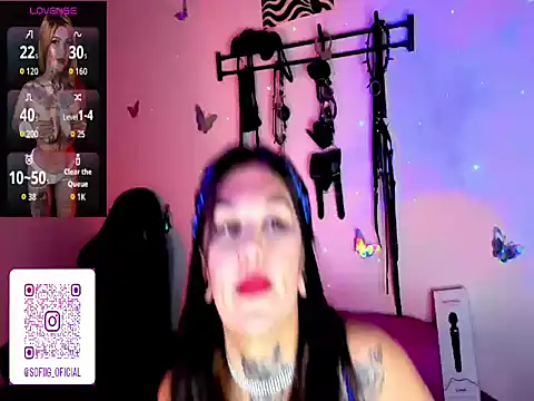 Zoeee 001 online show from April 12, 2026, 6:16 am