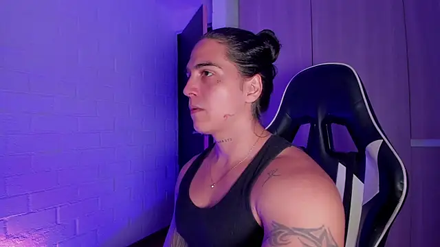 Snapshot of Cry_Duran chatting on February 7, 2026, 9:12 pm Cry Duran online show from February 7, 2026, 9:12 pm