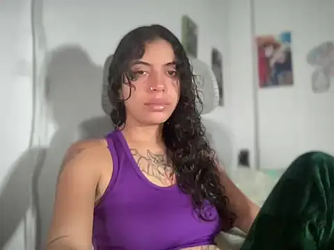 Snapshot of Antonia-bloom chatting on February 28, 2026, 4:34 am Antonia-bloom online show from February 28, 2026, 4:34 am