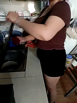 Snapshot of Tulip_ii chatting on March 2, 2026, 8:10 am Tulip ii online show from March 2, 2026, 8:10 am