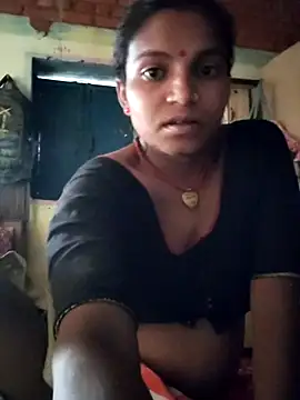 Snapshot of Gungun_thakur chatting on July 15, 2026, 5:03 am Gungun thakur online show from July 15, 2026, 5:03 am