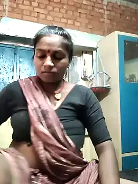 Snapshot of Gungun_thakur chatting on July 28, 2026, 5:48 am Gungun thakur online show from July 28, 2026, 5:48 am