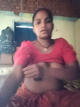 Snapshot of Gungun_thakur chatting on June 21, 2026, 6:41 am Gungun thakur online show from June 21, 2026, 6:41 am