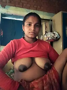Snapshot of Gungun_thakur chatting on July 10, 2026, 3:28 am Gungun thakur online show from July 10, 2026, 3:28 am
