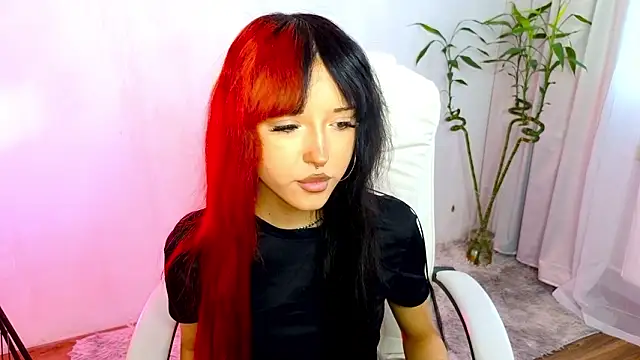 Snapshot of __Amiraa chatting on February 5, 2026, 11:06 am Amiraa online show from February 5, 2026, 11:06 am