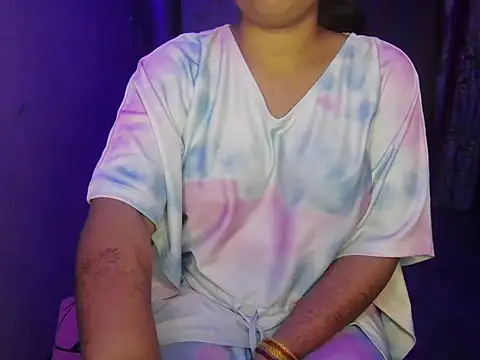 Snapshot of Bold_Beauty_07 chatting on February 28, 2026, 6:18 pm Bold Beauty 07 online show from February 28, 2026, 6:18 pm