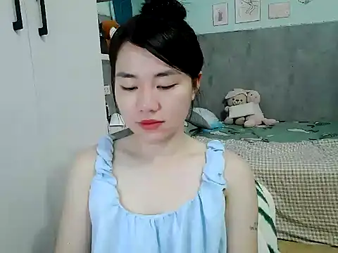 Amy8386 online show from April 11, 2026, 3:47 am