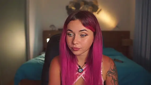 Sarah Pink online show from January 18, 2026, 11:02 am