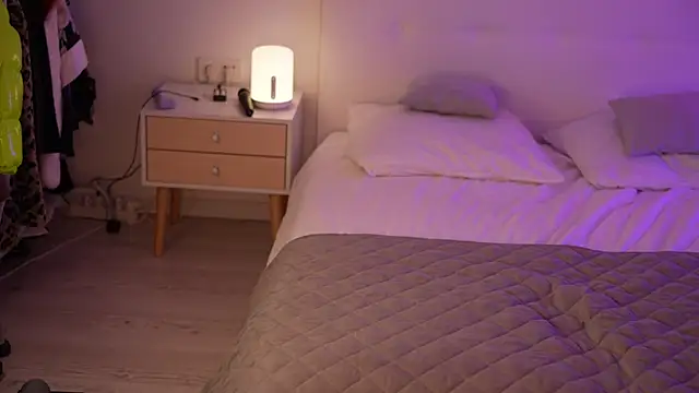 Snapshot of Sarah_Pink chatting on February 27, 2025, 5:47 pm Sarah Pink online show from February 27, 2025, 5:47 pm