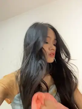 Snapshot of srr6677 chatting on February 26, 2026, 11:32 am srr6677 online show from February 26, 2026, 11:32 am