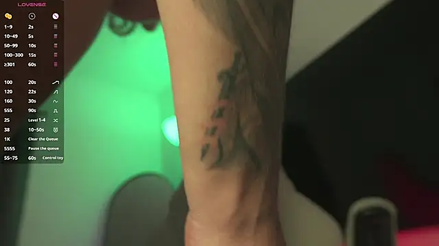 Snapshot of Just_Lu chatting on February 3, 2026, 6:22 am Just Lu online show from February 3, 2026, 6:22 am