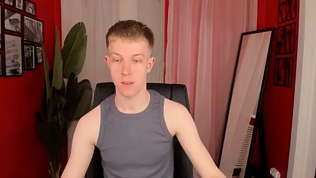 Snapshot of Dylan_Norton chatting on May 7, 2026, 11:02 am Dylan Norton online show from May 7, 2026, 11:02 am