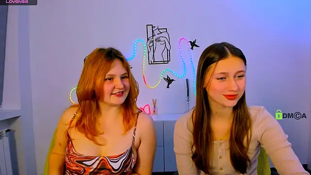 arianaa cat online show from February 28, 2026, 7:35 pm