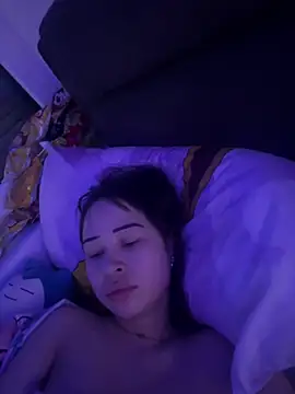 Just-Lilly online show from February 8, 2026, 10:57 am