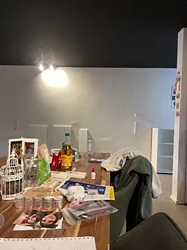 Just-Lilly online show from April 3, 2026, 12:55 pm