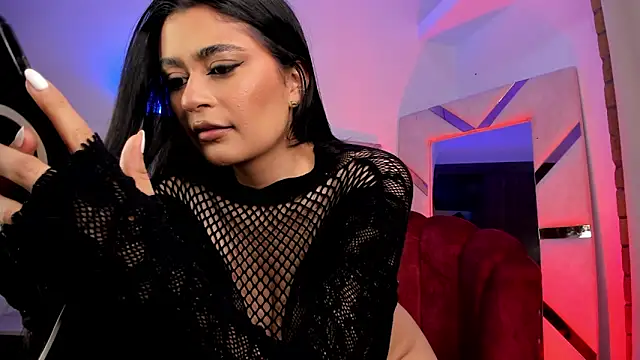 Lucia velez online show from March 2, 2026, 1:28 am