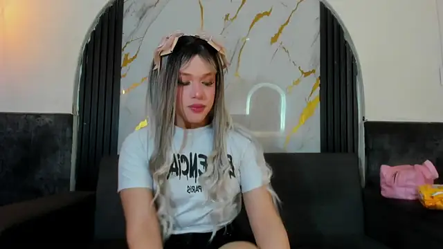 Cute roxxxy online show from February 7, 2026, 11:40 am