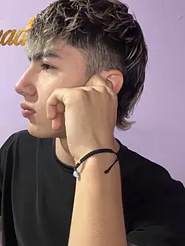 AlexanderCollman2 online show from April 4, 2026, 11:22 pm