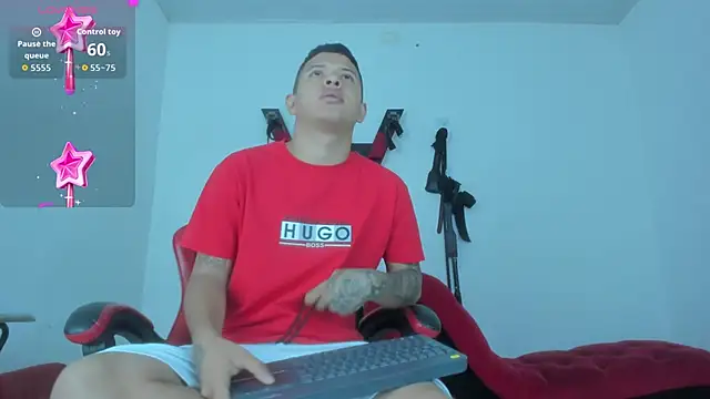 Snapshot of Steven_and_Camilo18 chatting on March 3, 2026, 11:28 am Steven and Camilo18 online show from March 3, 2026, 11:28 am