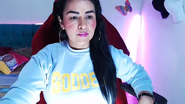 hotsweet-69 online show from April 15, 2026, 4:40 am