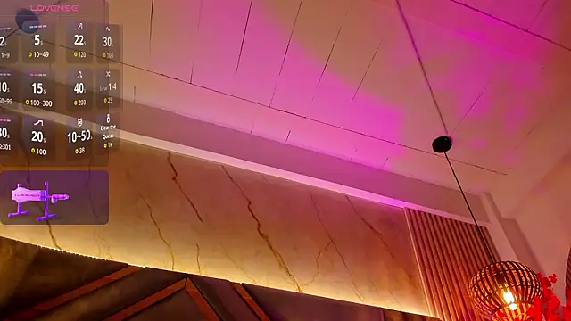 Snapshot of EmmaLovve chatting on February 15, 2026, 7:51 am EmmaLovve online show from February 15, 2026, 7:51 am