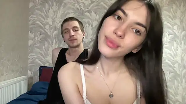 sweetiepipe online show from April 10, 2026, 3:52 pm