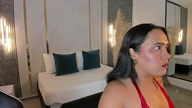 Snapshot of sophia_solerr chatting on February 16, 2026, 7:45 pm sophia solerr online show from February 16, 2026, 7:45 pm