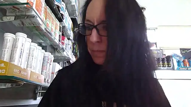 Snapshot of FITGIRL-MAEVA chatting on February 21, 2026, 10:50 am FITGIRL-MAEVA online show from February 21, 2026, 10:50 am