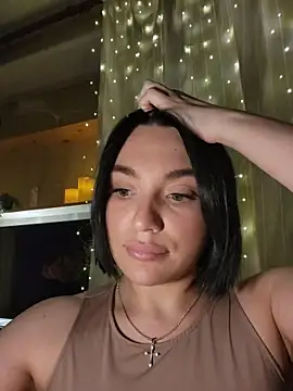 Snapshot of HotDevilGirl_ chatting on February 12, 2026, 4:18 pm HotDevilGirl online show from February 12, 2026, 4:18 pm