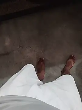horny indian90 online show from May 22, 2026, 7:28 am