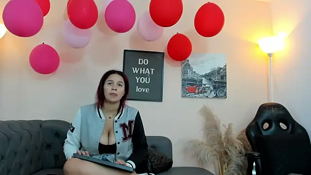 victoriazans online show from February 13, 2026, 3:28 am