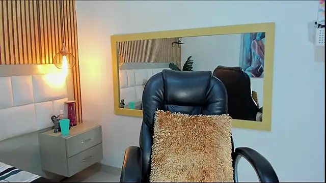 Georgia Vega online show from February 12, 2026, 7:13 pm