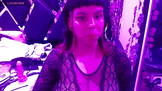 vanesa bobs online show from March 5, 2026, 3:36 am