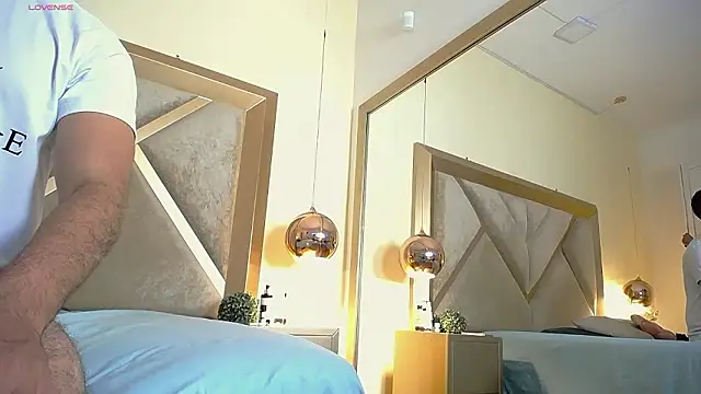 Snapshot of LaraandAxel chatting on February 28, 2026, 3:22 pm LaraandAxel online show from February 28, 2026, 3:22 pm