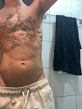 ruffvip online show from April 12, 2026, 8:12 pm