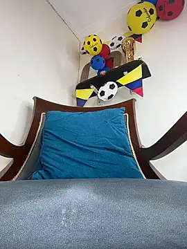 Snapshot of LilaRvsh chatting on July 3, 2026, 5:52 pm LilaRvsh online show from July 3, 2026, 5:52 pm