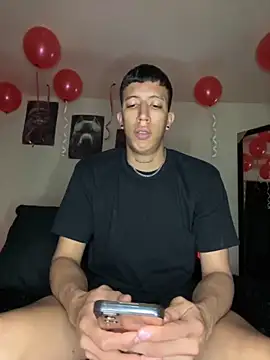 Sebastian Villamarin online show from February 15, 2026, 4:35 am