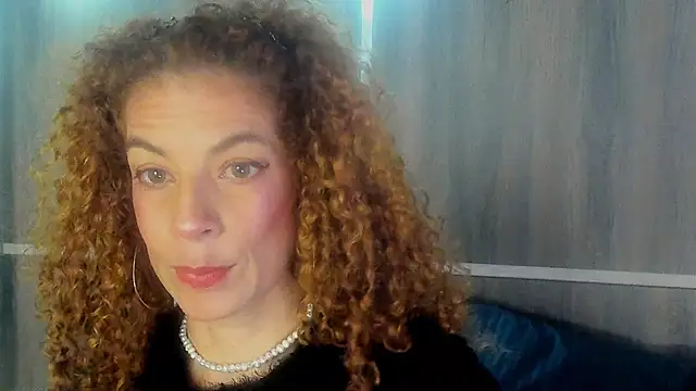 Snapshot of Brynaa chatting on May 30, 2026, 5:25 am Brynaa online show from May 30, 2026, 5:25 am