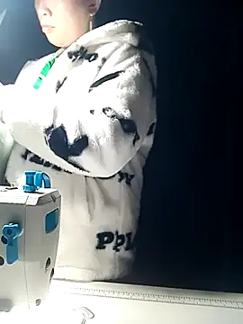 Snapshot of cana4455 chatting on February 7, 2026, 12:24 pm cana4455 online show from February 7, 2026, 12:24 pm