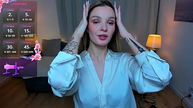 Snapshot of SinLuna_ chatting on February 23, 2026, 5:02 pm SinLuna online show from February 23, 2026, 5:02 pm