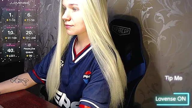 Snapshot of Shiny_Victoria chatting on February 24, 2026, 9:10 am Shiny Victoria online show from February 24, 2026, 9:10 am